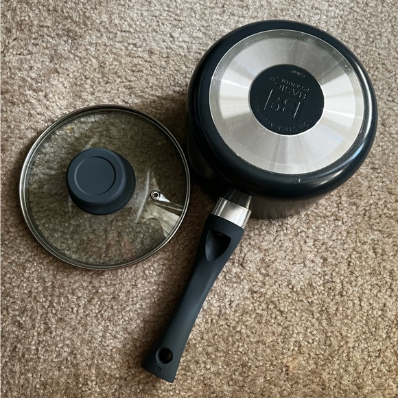 NEW Basic Essentials 2qt Aluminum Nonstick Saucepan |  Black - Picture 3 of 4